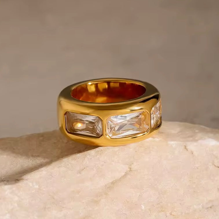 Lumi Ring EMVE Jewels