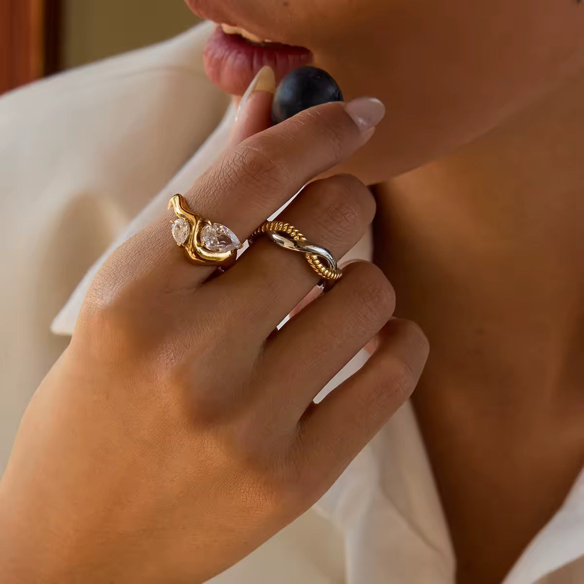 Halo Ring EMVE Jewels