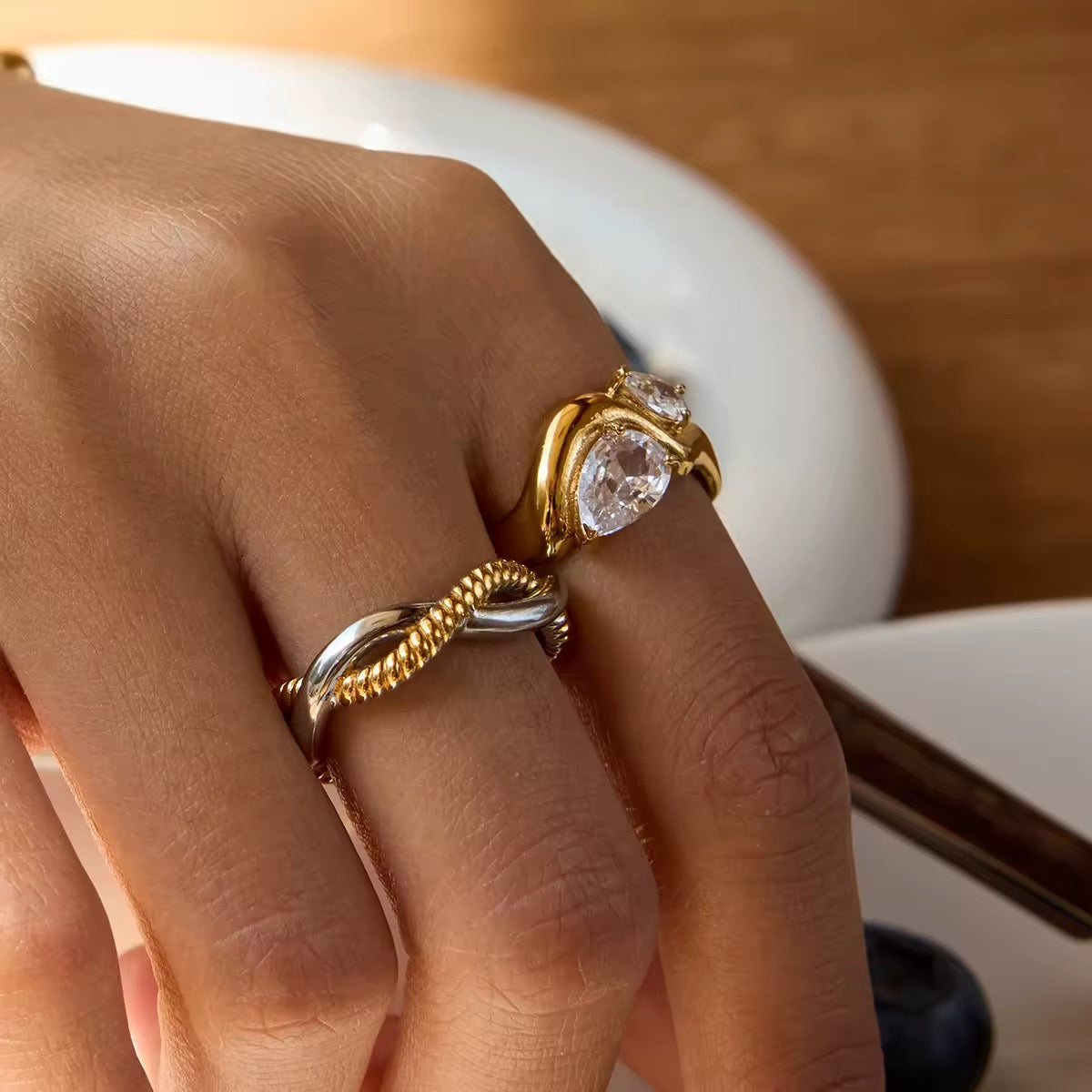 Halo Ring EMVE Jewels