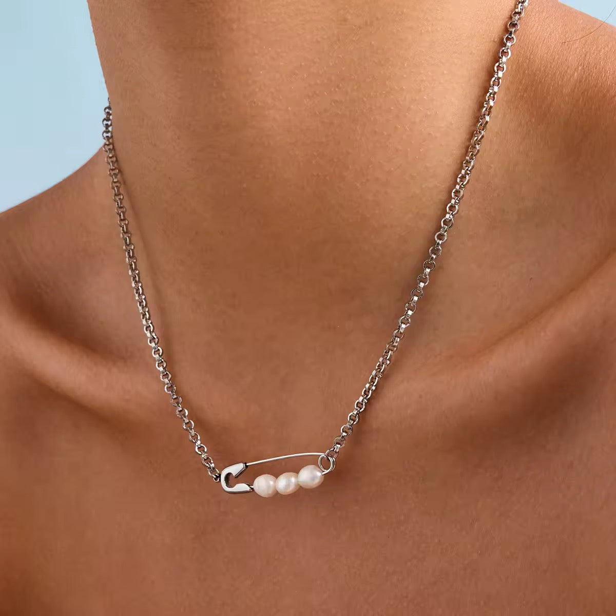 Paperclip Pearls Necklace EMVE Jewels