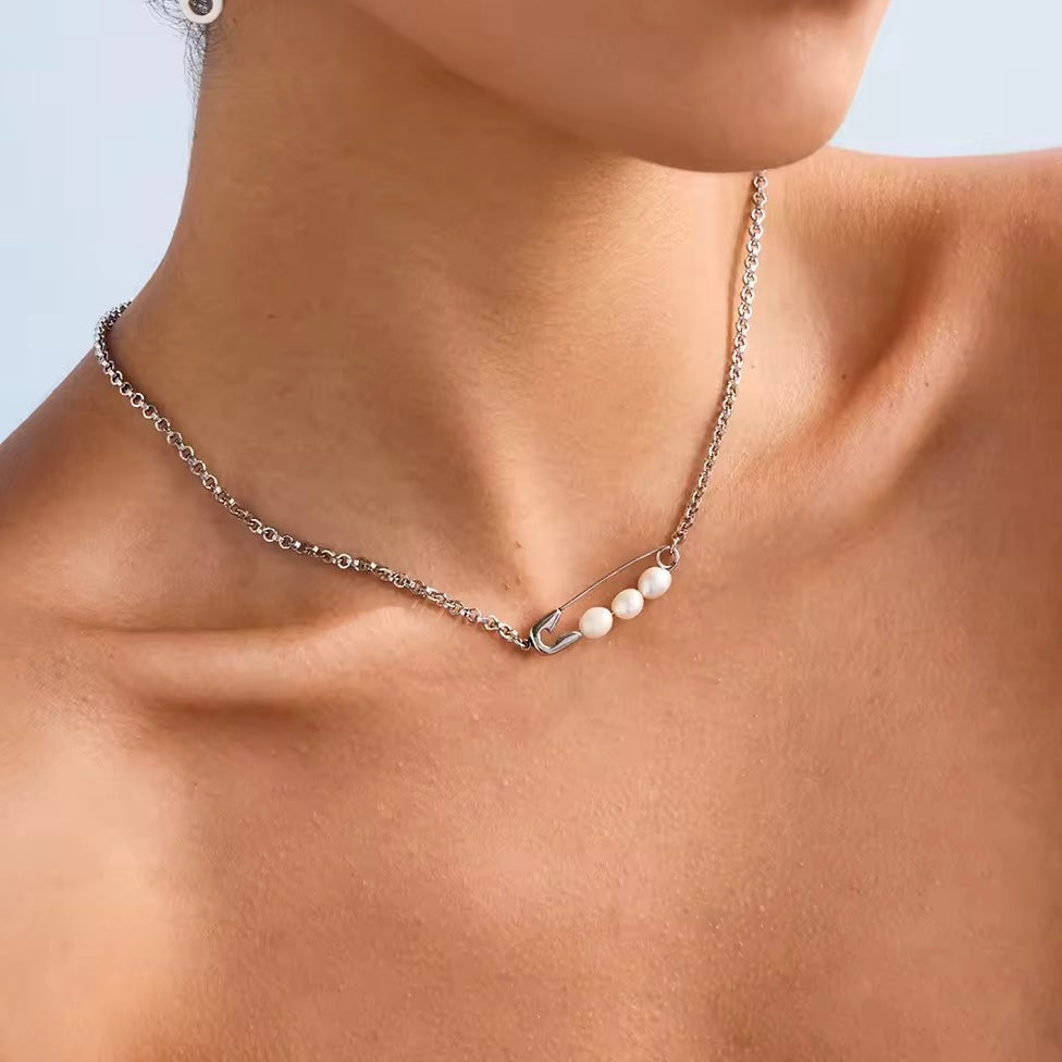 Paperclip Pearls Necklace EMVE Jewels