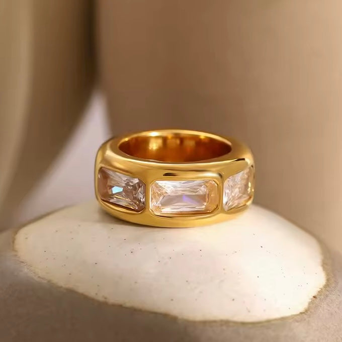 Lumi Ring EMVE Jewels