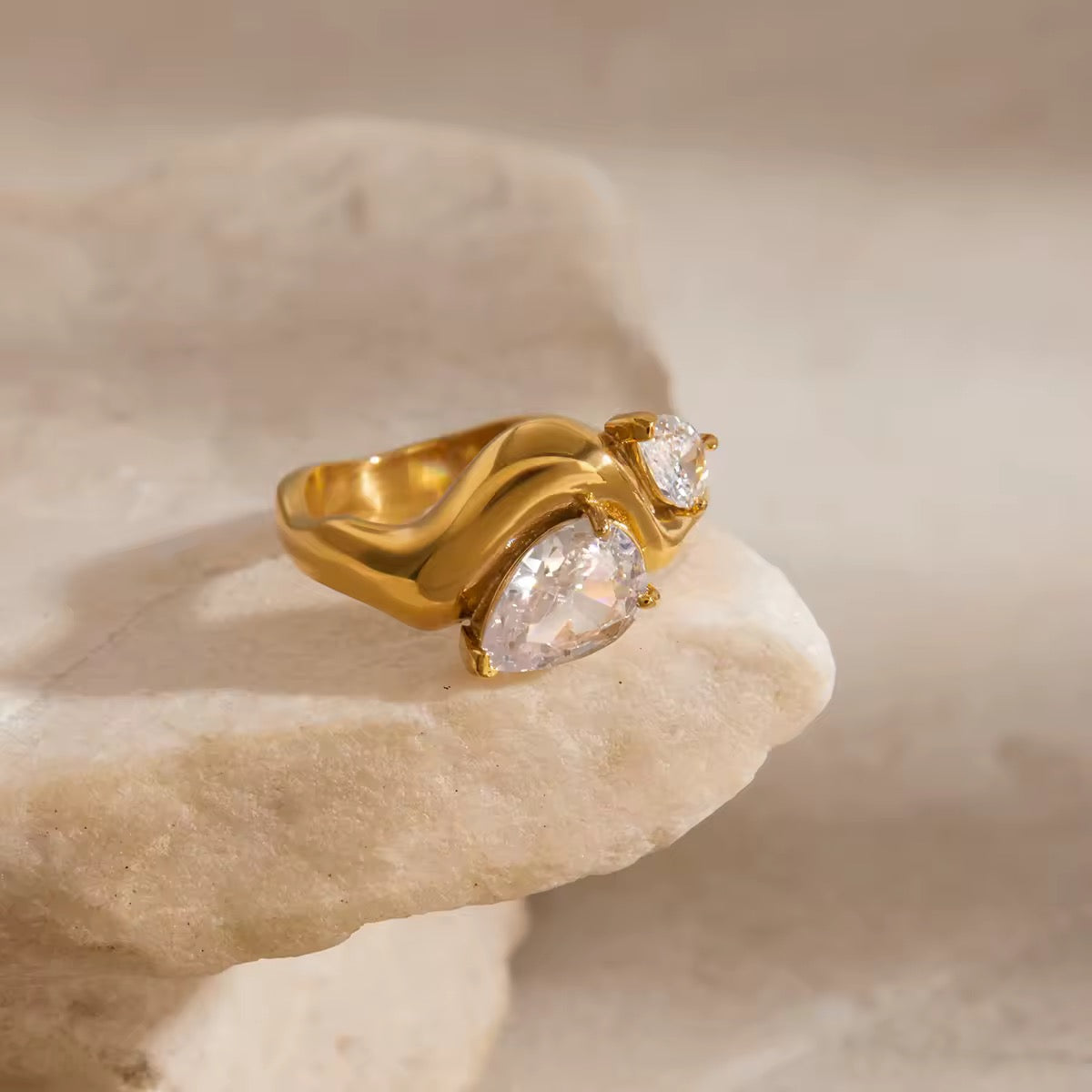 Halo Ring EMVE Jewels
