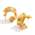 Striped C-Shape Huggie Earrings in 18K Gold EMVE Jewels