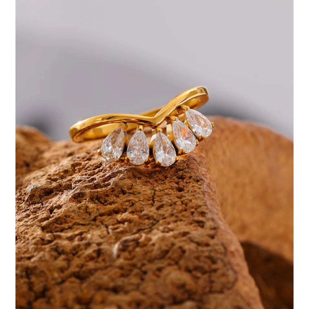 Water Drop Flower Ring in Stainless Steel EMVE Jewels