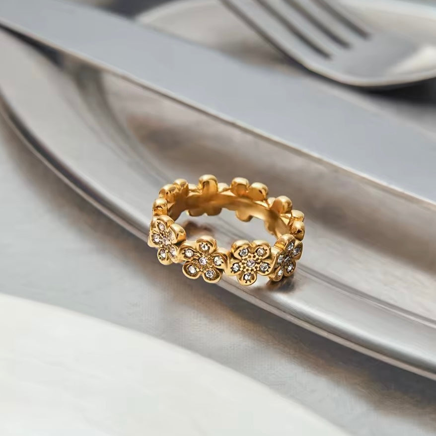 Fleur Ring EMVE Jewels