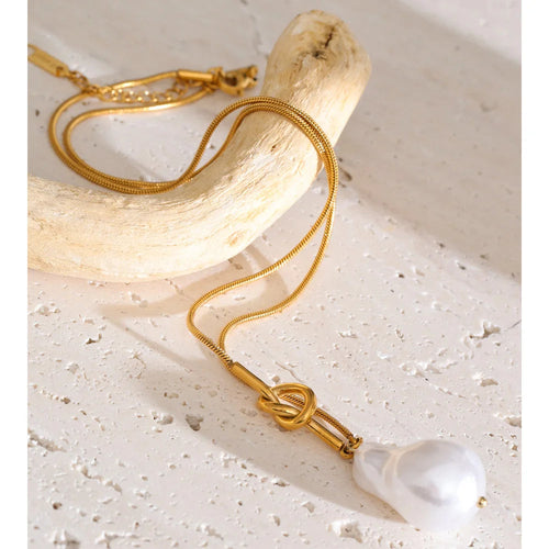 Baroque Simulated Pearl Geometric Pendant Necklace EMVE Jewels