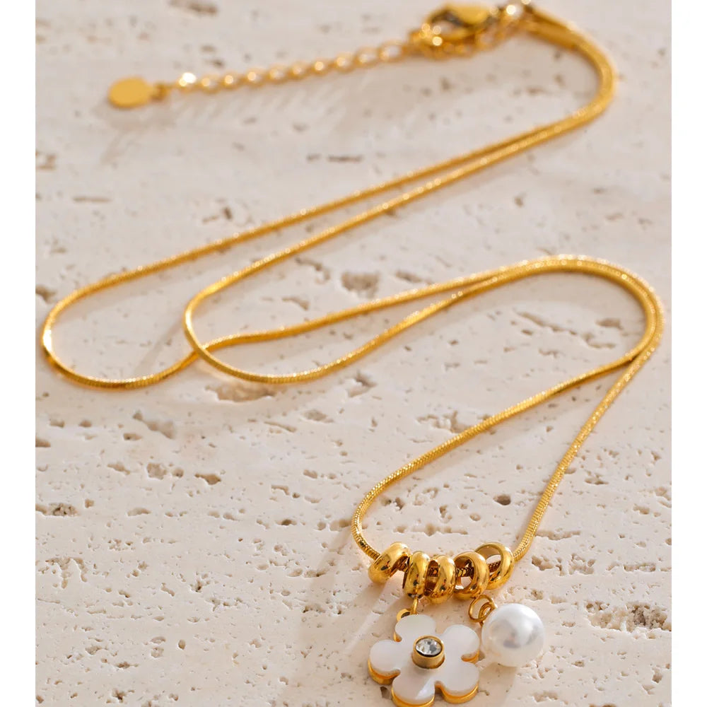 Shell Flower Pendant Necklace EMVE Jewels
